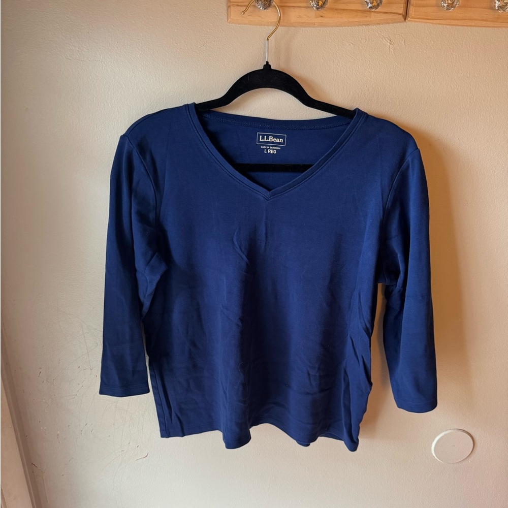 L.L. Bean Navy Blue V-Neck Top 3/4 Sleeves